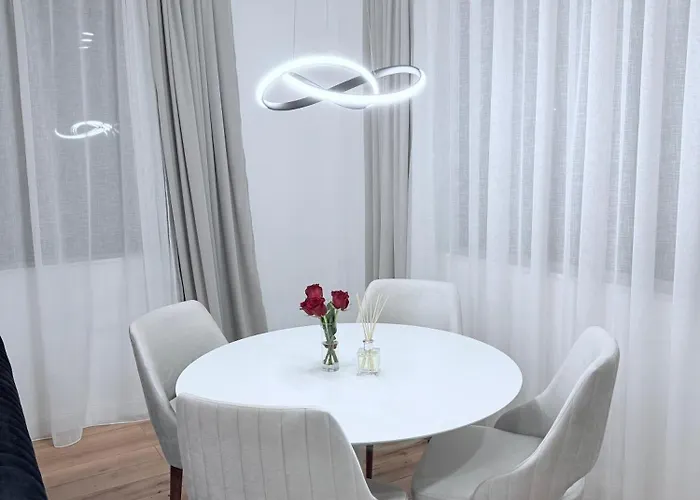 Ultracentral Napoca 2 Parcari Private קלוז'-נאפוקה